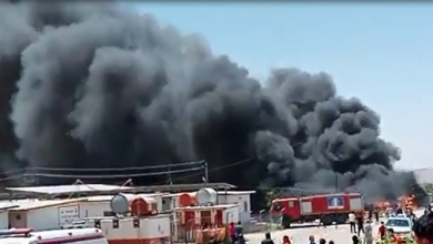 صورة بالفيديو.. نشوب حريق كبير في مخيم للنازحين في زاخو