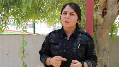 صورة قيادية في وحدات المرأة-شنكال تستنكر استغلال معاناة المرأة الإيزيدية للمصالح الحزبية